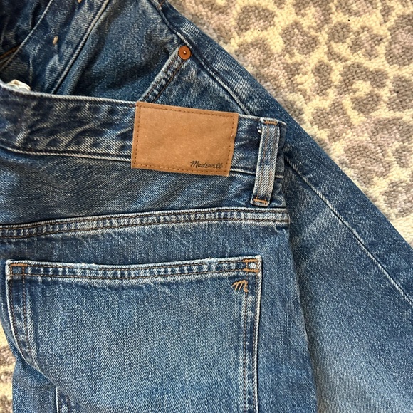 Madewell Barrel-Leg Jeans - Picture 4 of 4